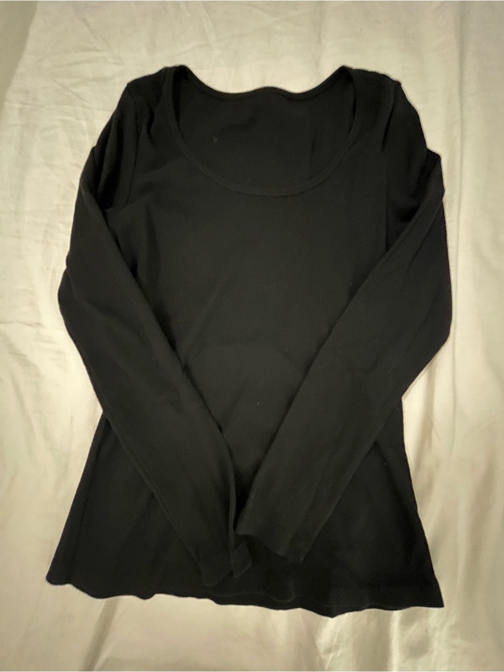 Classic Long-Sleeve Scoop Neck Top - Black